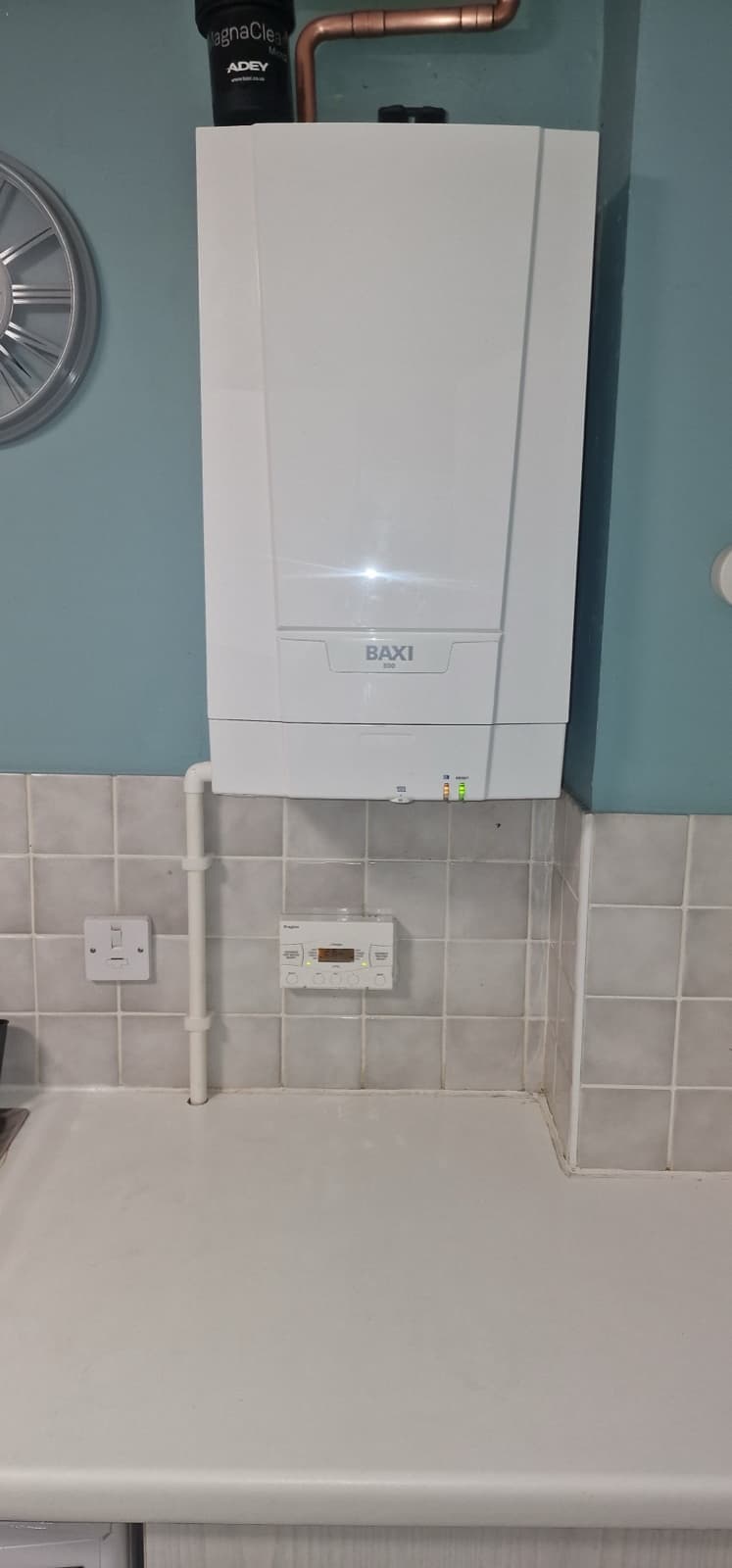 New Baxi 800 boiler replacing an old unit